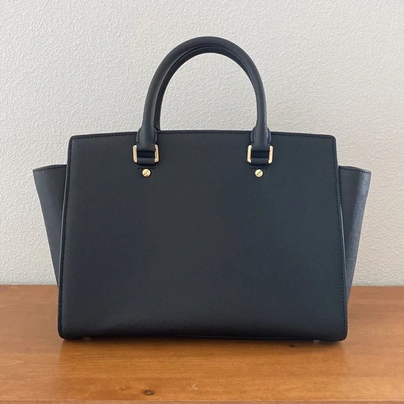 Michael Kors Selma Saffiano Leather Medium Trapeze Satchel in Black - Picture 3 of 6